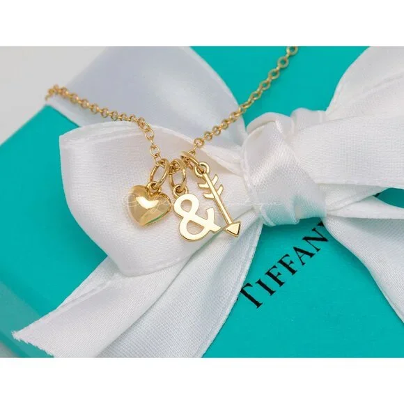 Tiffany & Co 18k Gold Necklace Rare "Heart & Arrow" 3-Charm Pendant on 16" Chain - Picture 4 of 5